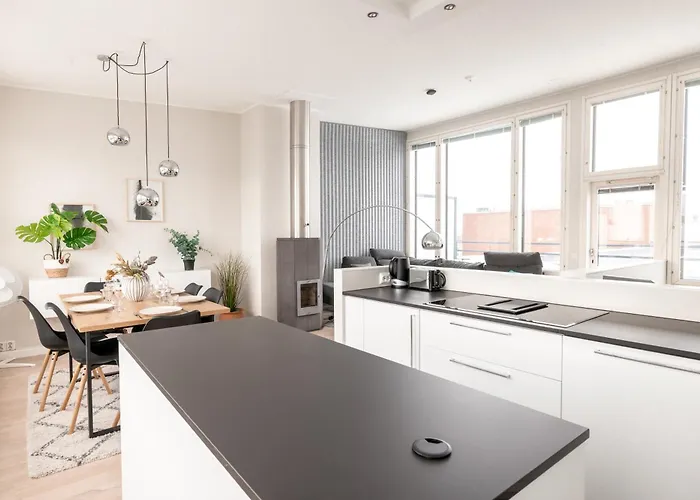 2Ndhomes Stunning 2-Story Penthouse Apartment With Sauna & 2 Terraces