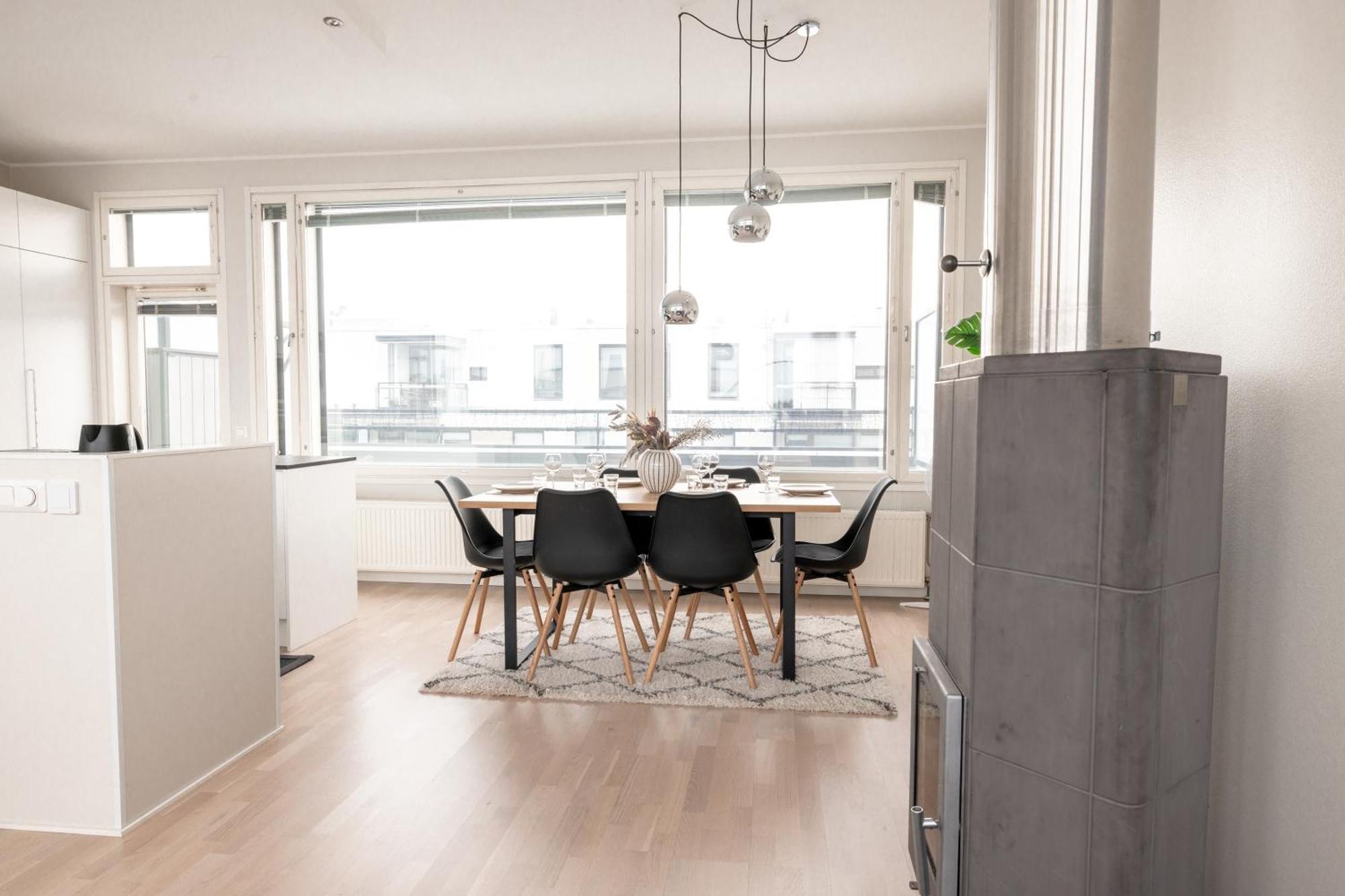 Apartamento 2ndhomes Stunning 2-story Penthouse With Sauna & 2 Terraces