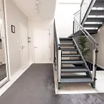 2Ndhomes Stunning 2-Story Penthouse Apartment With Sauna & 2 Terraces